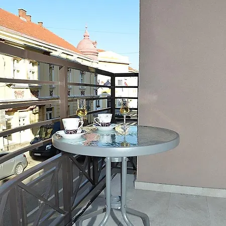 Stan Na Dan Raska Apartment Exterior photo